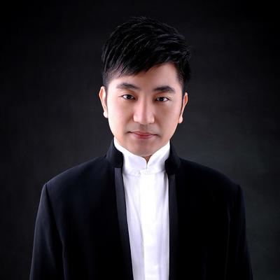 吴彤