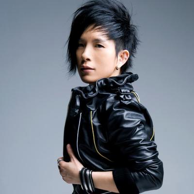 潘美辰